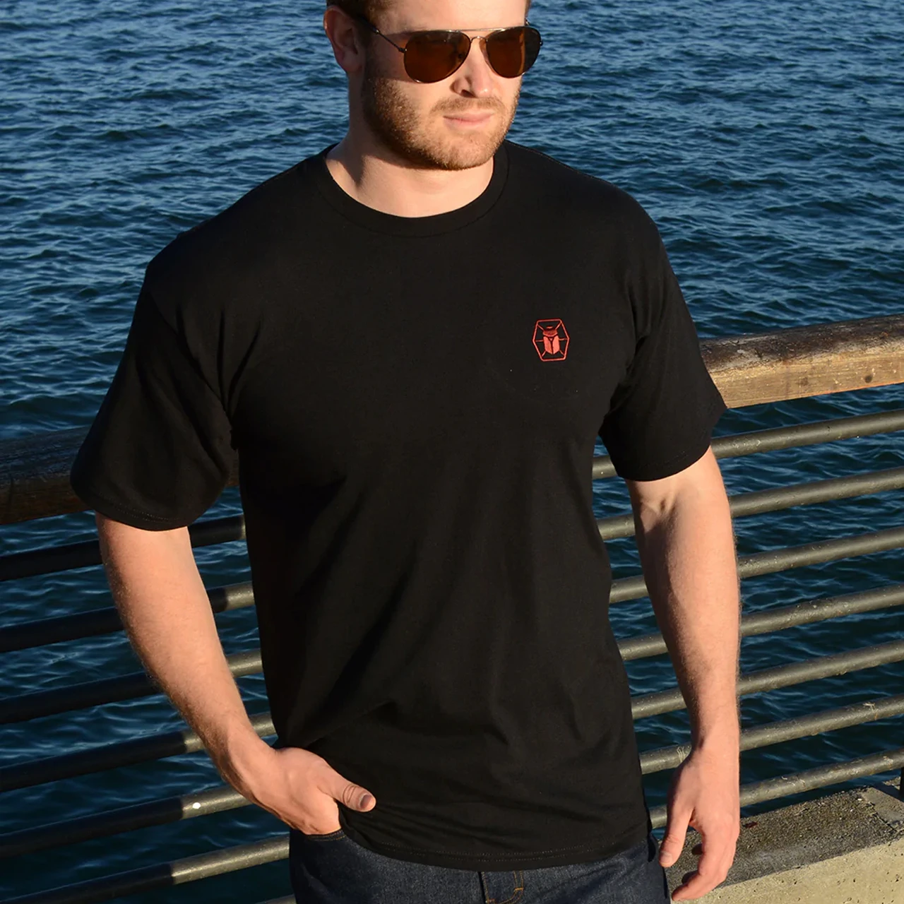 Kitanica Embroidered T-Shirt Small - Image 3