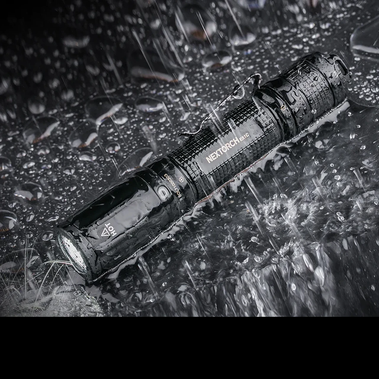 Nextorch E51C Rechargeable Pocket Flashlight - Image 5