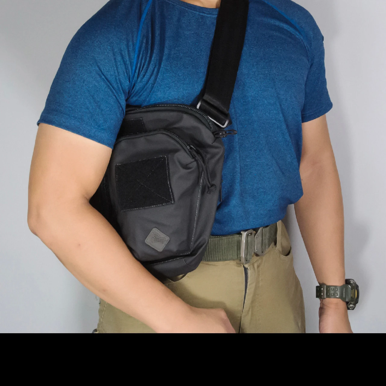 Magforce Aries Cross Body Waxed Canvas Bag - Image 15