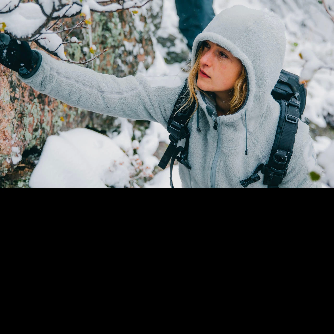 TAD Women Lynx Hoodie Unpatched Black - Image 4