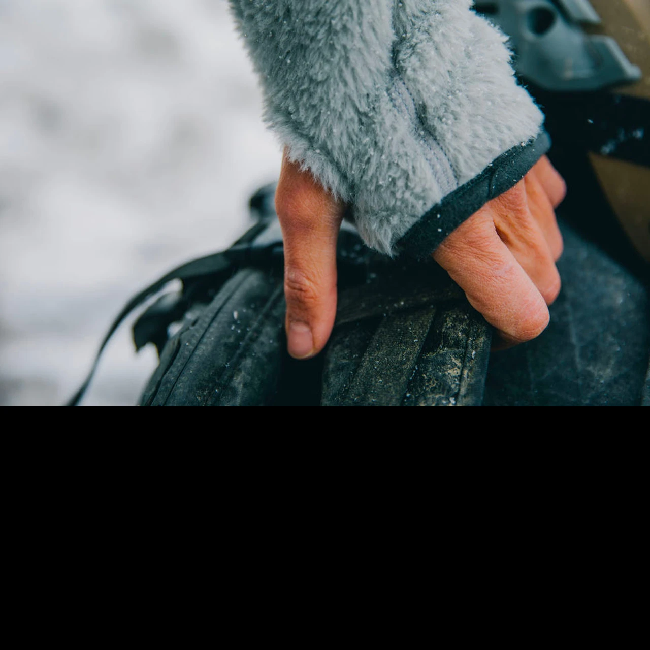 TAD Women Lynx Hoodie Unpatched Black - Image 8