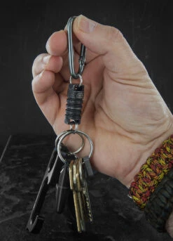 Silipac Magnetic Beads Keychain Stonewash