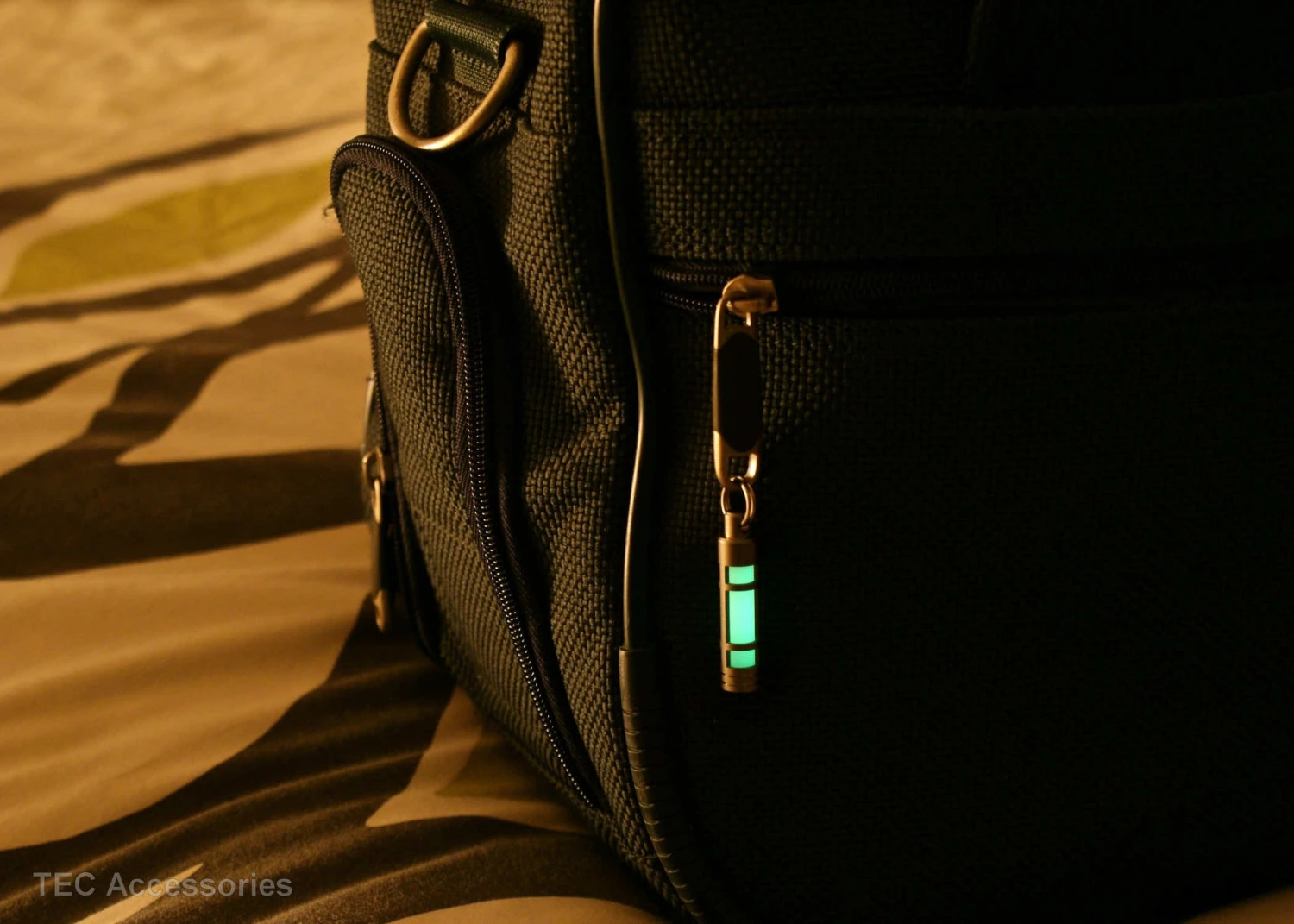 Tec Accessories Embrite Glow Fob Stainless Steel - Image 5